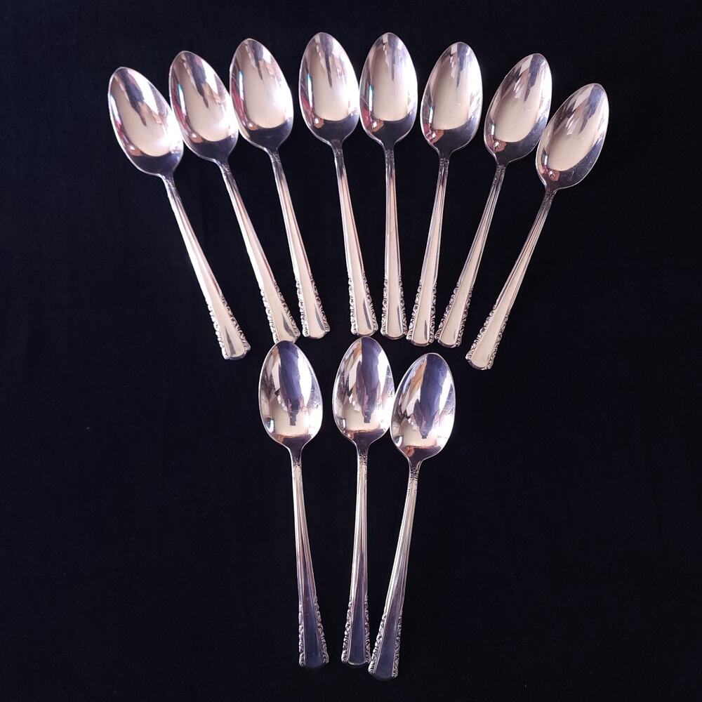 11 Silver Plate Oval Soup Spoons Holmes & Edwards Inlaid Silverware Flatware Set